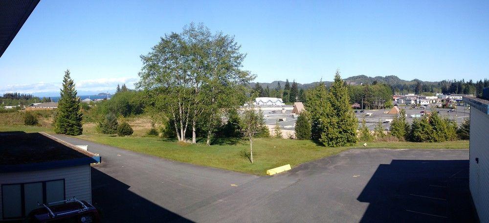 Kwa'Lilas Hotel Port Hardy Buitenkant foto