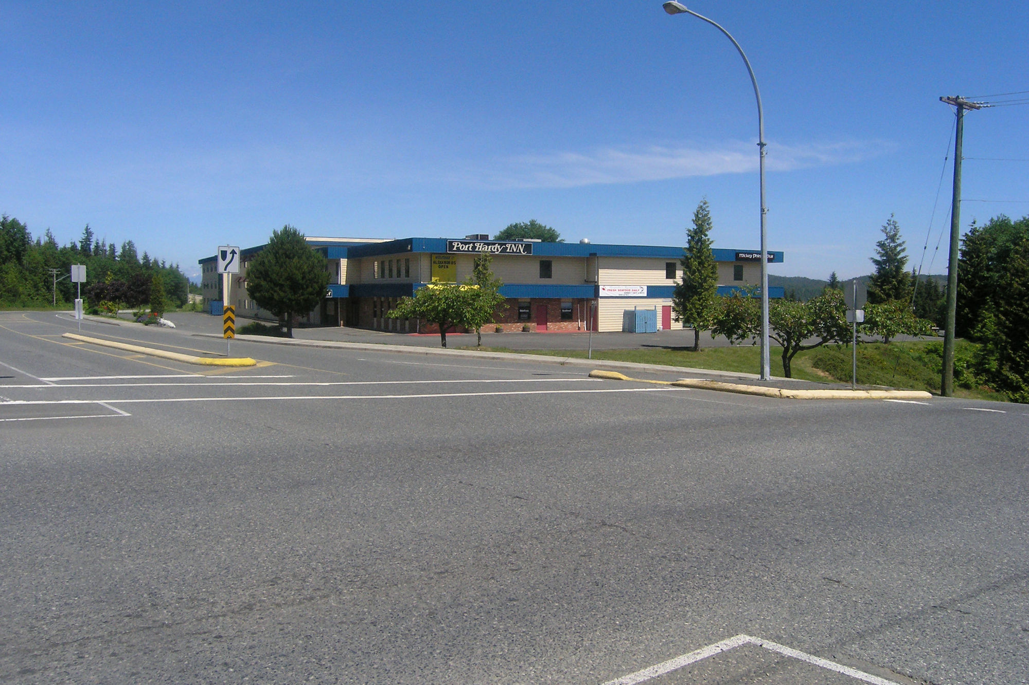 Kwa'Lilas Hotel Port Hardy Buitenkant foto