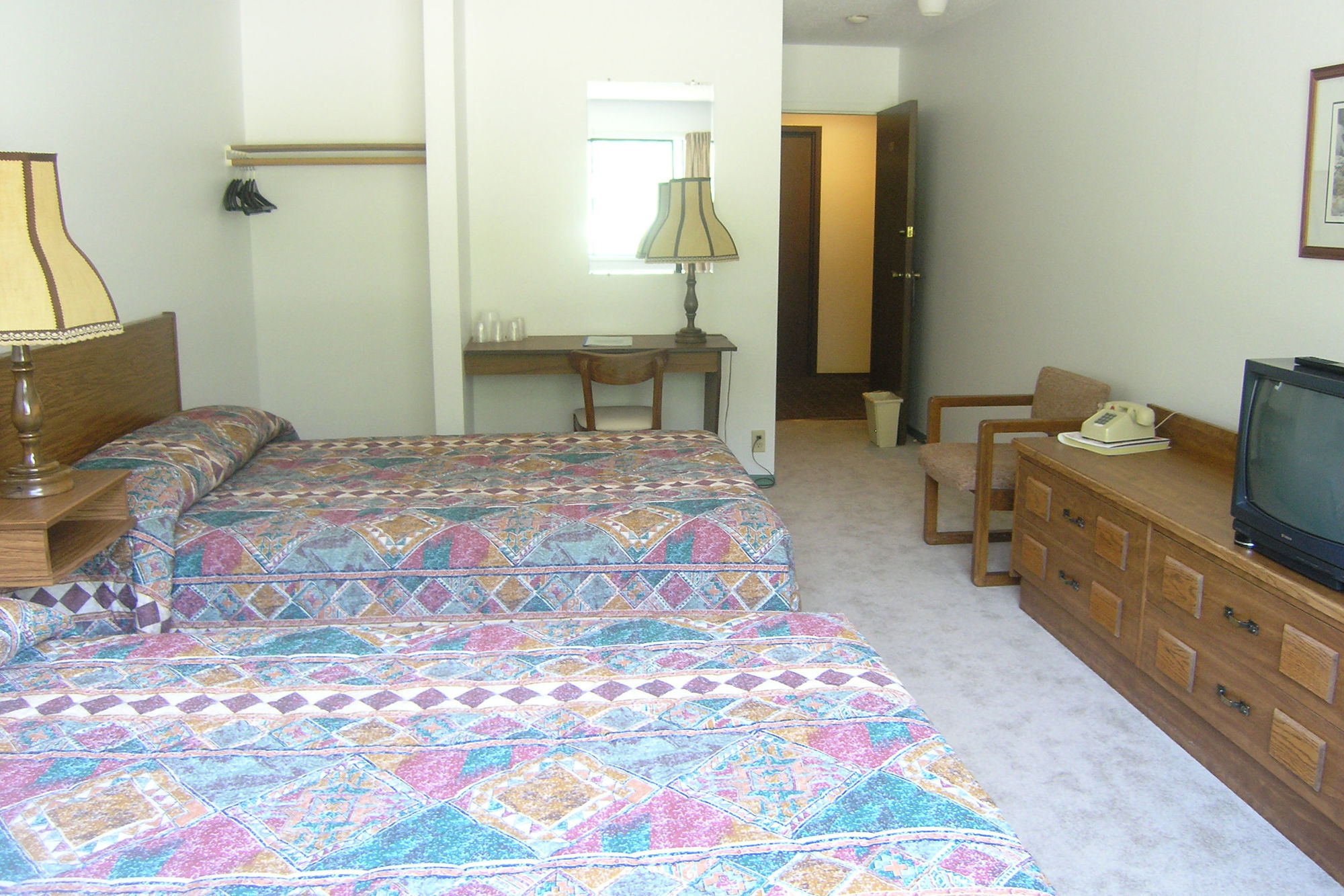 Kwa'Lilas Hotel Port Hardy Buitenkant foto
