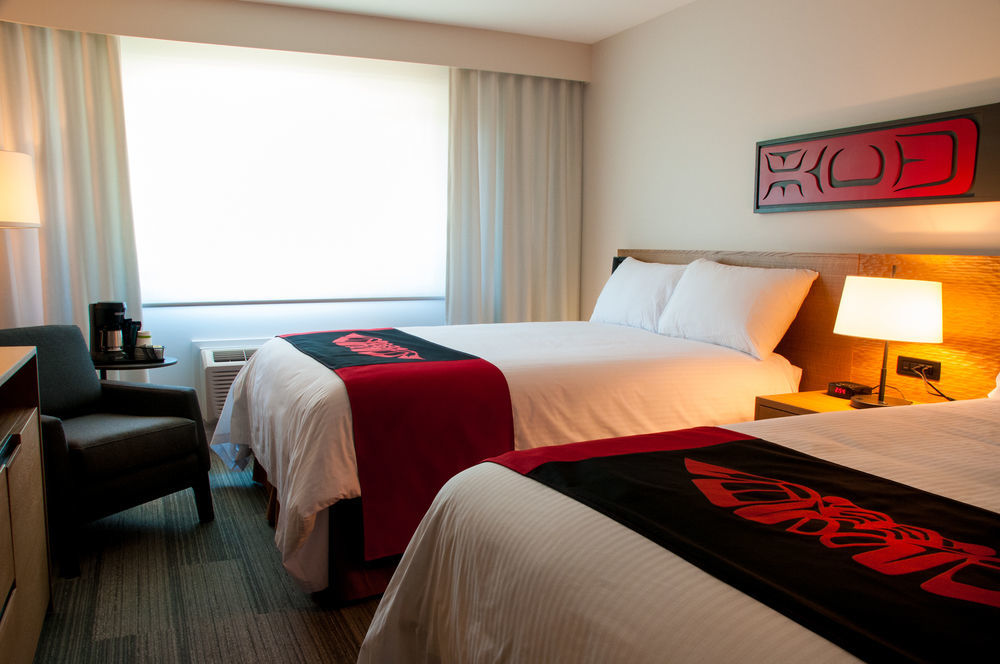 Kwa'Lilas Hotel Port Hardy Buitenkant foto