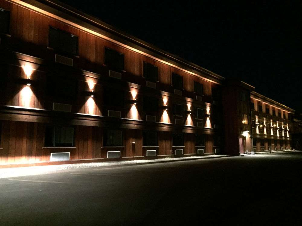 Kwa'Lilas Hotel Port Hardy Buitenkant foto